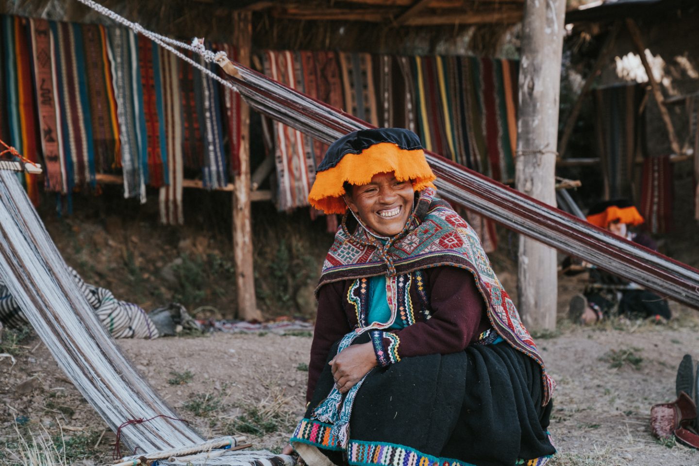 Indigene Mode aus Peru, Handstrick-Künstler